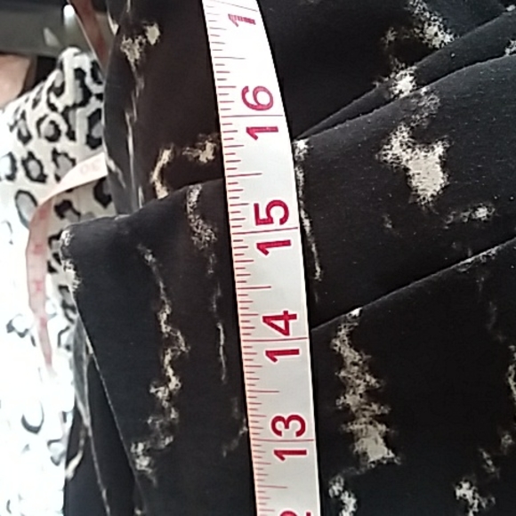 H Halston printed flowy pants - Picture 8 of 8